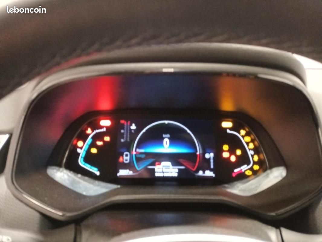 Renault Clio V E-Tech 140 - 21N Business (image 12)