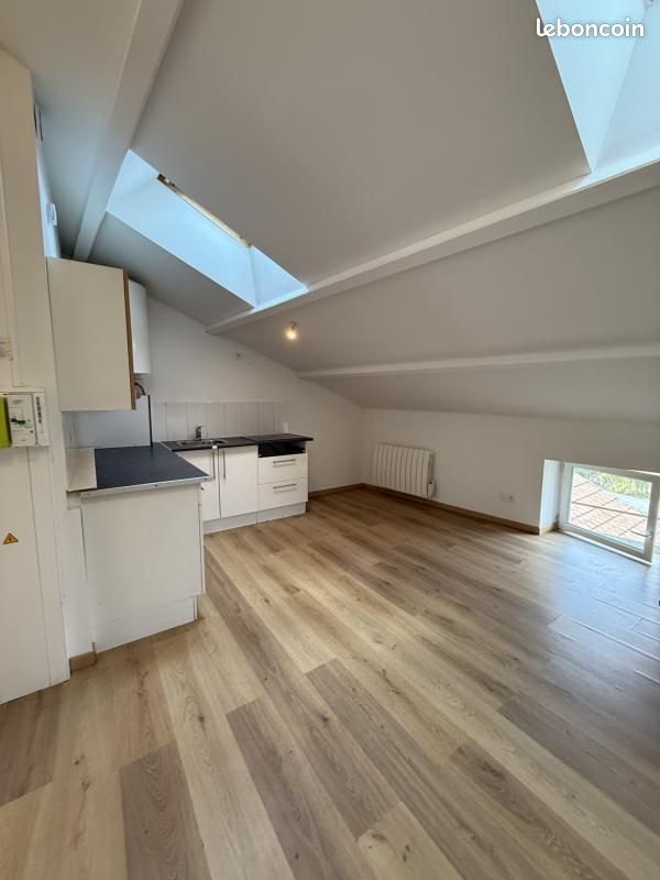 Appartement a louer cholet - 3 pièce(s) - 28 m2 - Surfyn