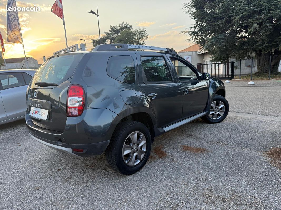 Dacia Duster 1.5 dCi 110ch Prestige 4X2 sans adblue d'origine distribution neuve garantie possible 12 mois reprise (image 2)