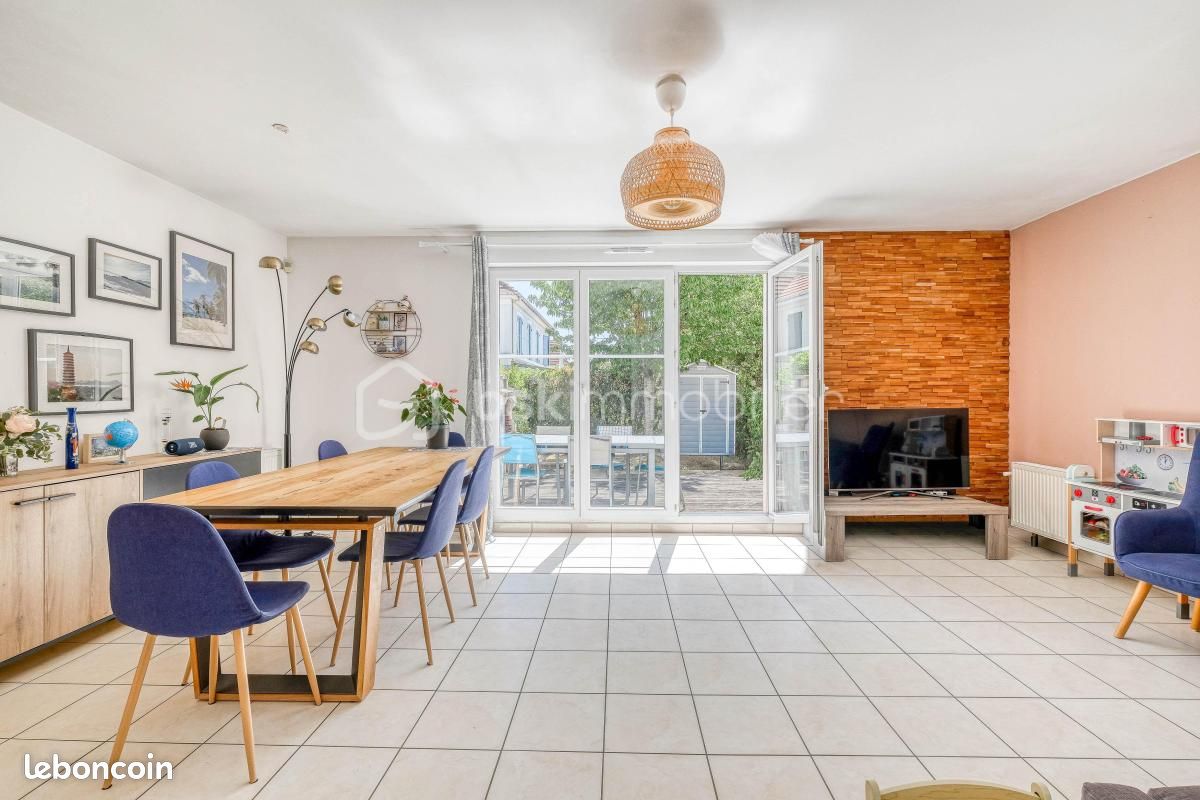 Maison 5 pièces 109 m² · à Magny-le-Hongre · 109 m² · 465 000 €