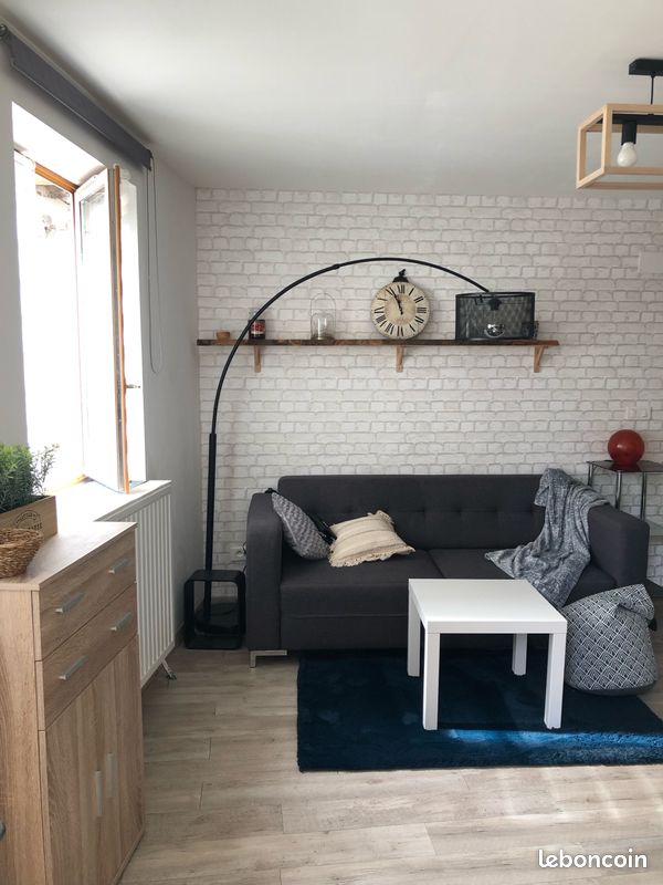 Grande chambre dans une coloc sympa pour 2 Fbg des 3 maisons - Colocations