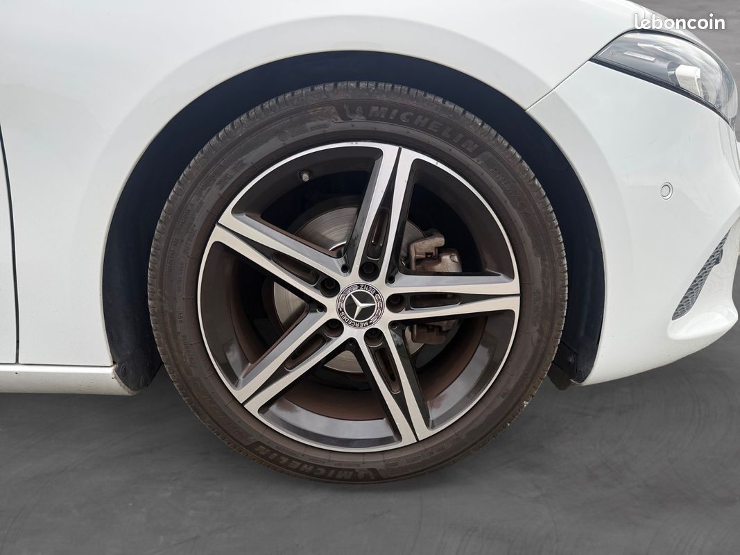 MERCEDES A A180 D PROGRESSIVE LINE 7G-DCT 116Ch Car Play, Caméra de recul Garantie 12 mois (image 16)