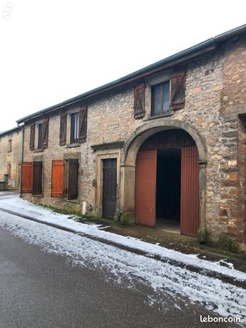 Maison 1 pièce 300 m²
