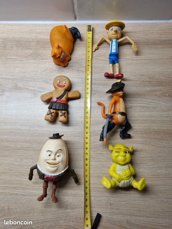 Lot De 12 Figurines Et Jouets Shrek - Dreamworks (occasion, Bon état)