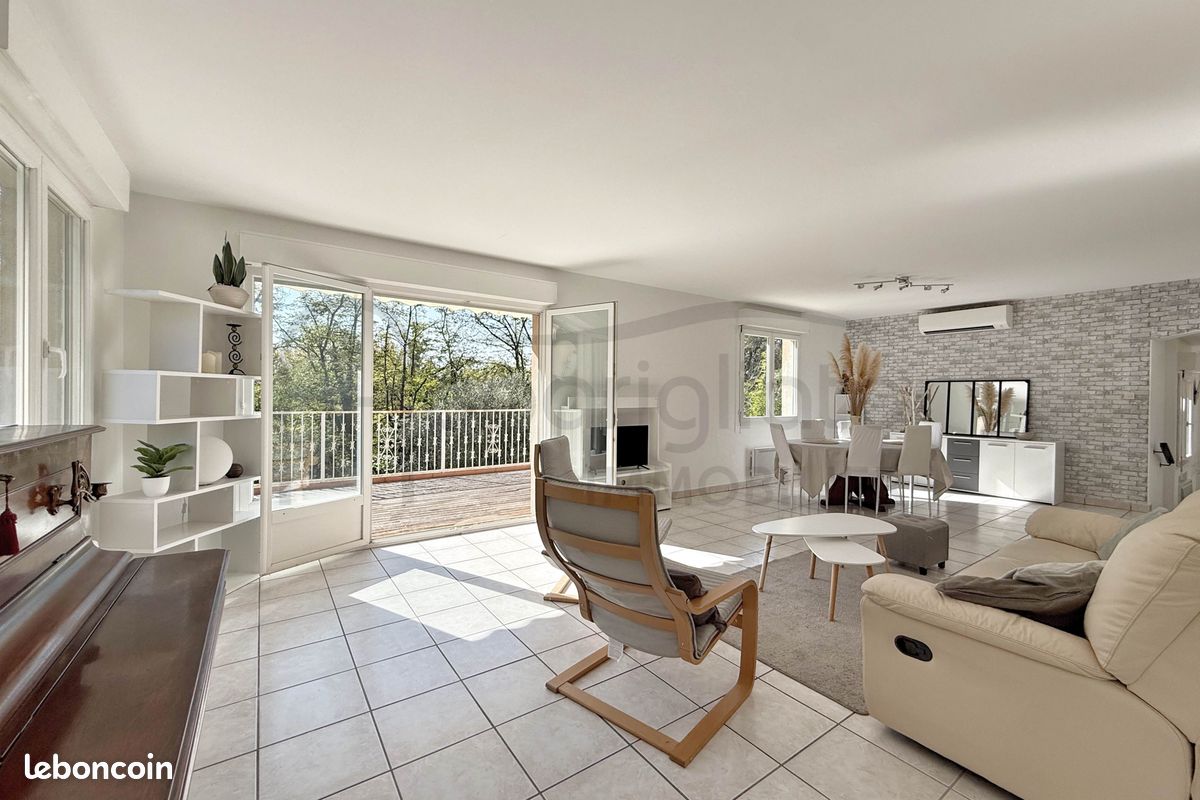 Appartement 4 pièces 100 m² · à Cornebarrieu · 100 m² · 210 000 €