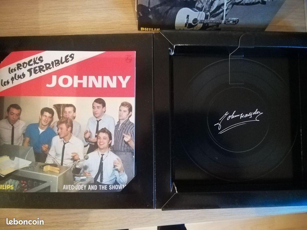 Coffret tirage numéroté 2 ème édition en 3 cd johnny hallyday (image 5)