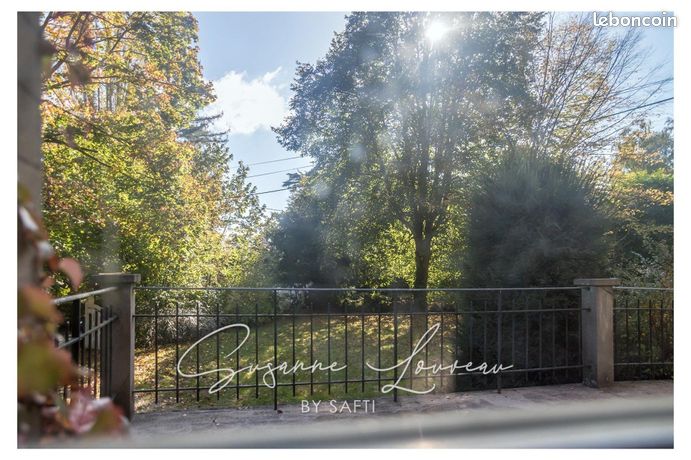Maison 8 pièces 249 m²