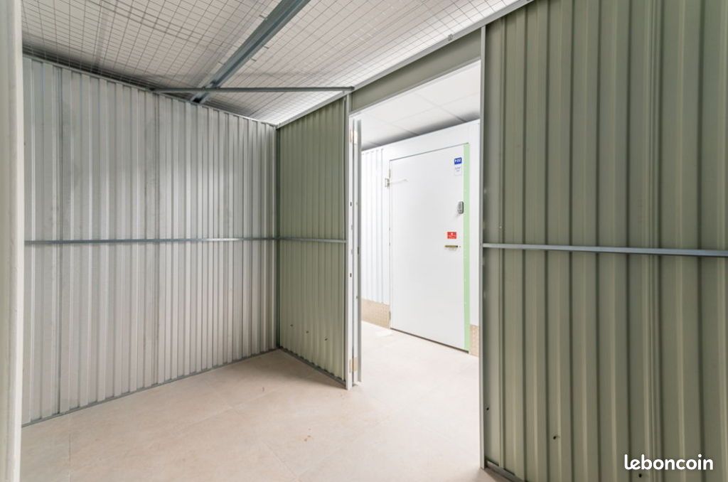 Parking 13 m² · à Pommeret · 13 m² · 124 €/mois
