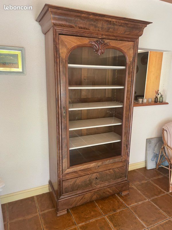 Vitrine style Louis XV (image 1)