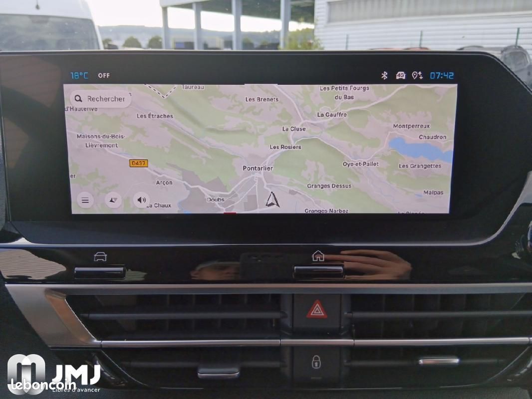 Citroën C4 PureTech 130 EAT8 Max (image 16)
