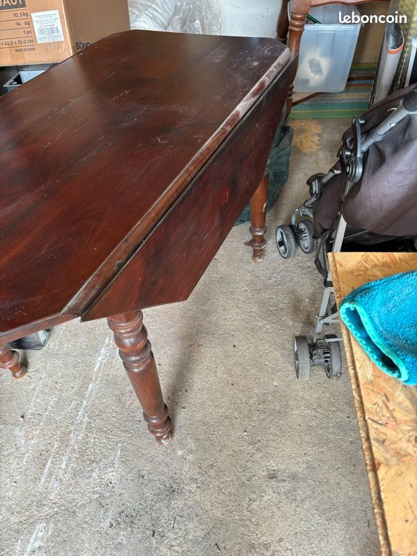 Table merisier foncé avec rabattant (image 2)