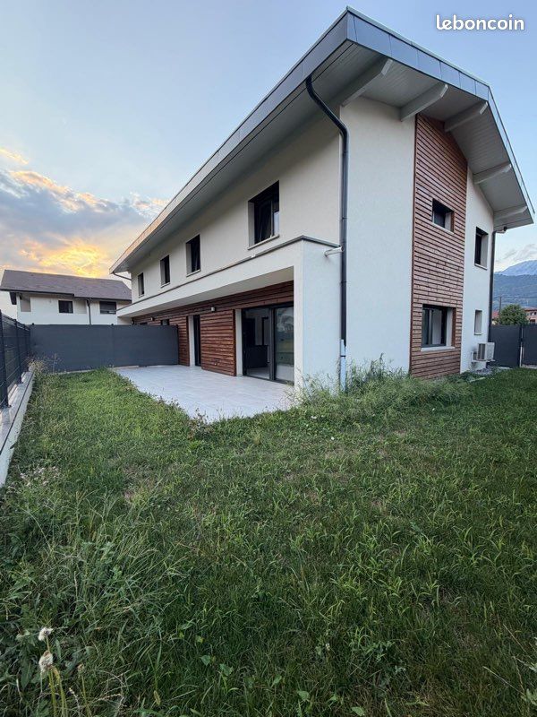 Maison 5 pièces 117 m² · à Scionzier · 117 m² · 380 000 €