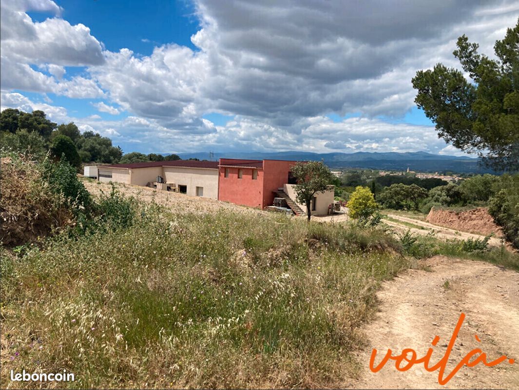 Local commercial 6 pièces 680 m² · à Narbonne · 680 m² · 500 000 €