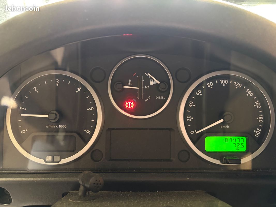 Land rover defender societe 90 2.2 120 4wd (image 8)
