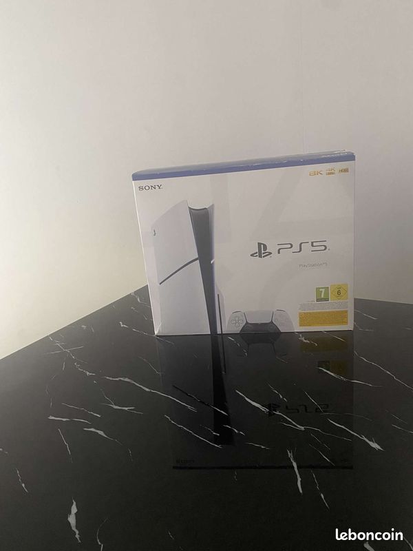PS5 sous blister (image 1)