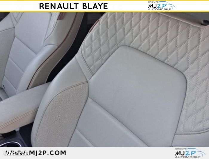 Renault Captur 1.6 E-Tech hybride rechargeable 160ch Initiale Paris -21 (image 9)