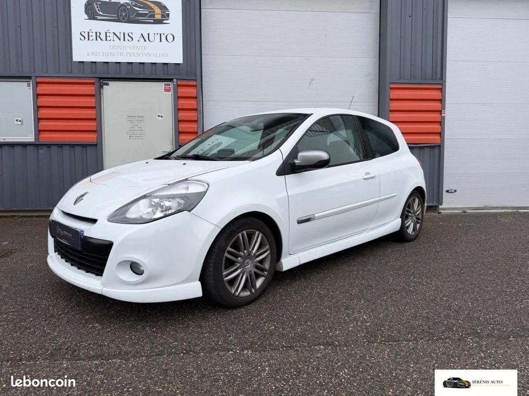 Renault Clio 1.6 130 GT (image 1)