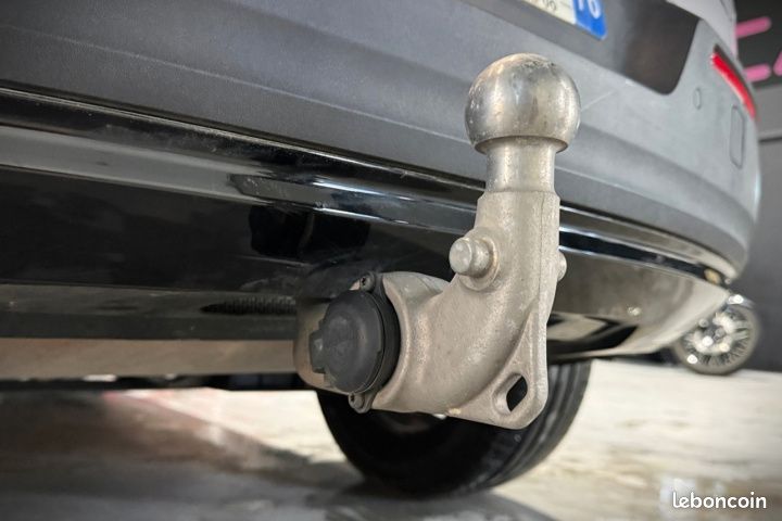 VOLVO XC40 D3 AWD AdBlue 150 ch Geartronic 8 R-Design Garantie 12 mois (image 14)