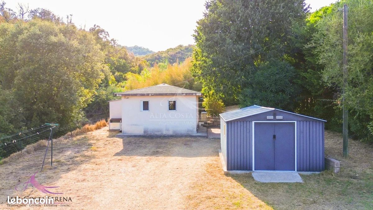 Maison 3 pièces 28 m² · à Sari-Solenzara · 28 m² · 170 000 €