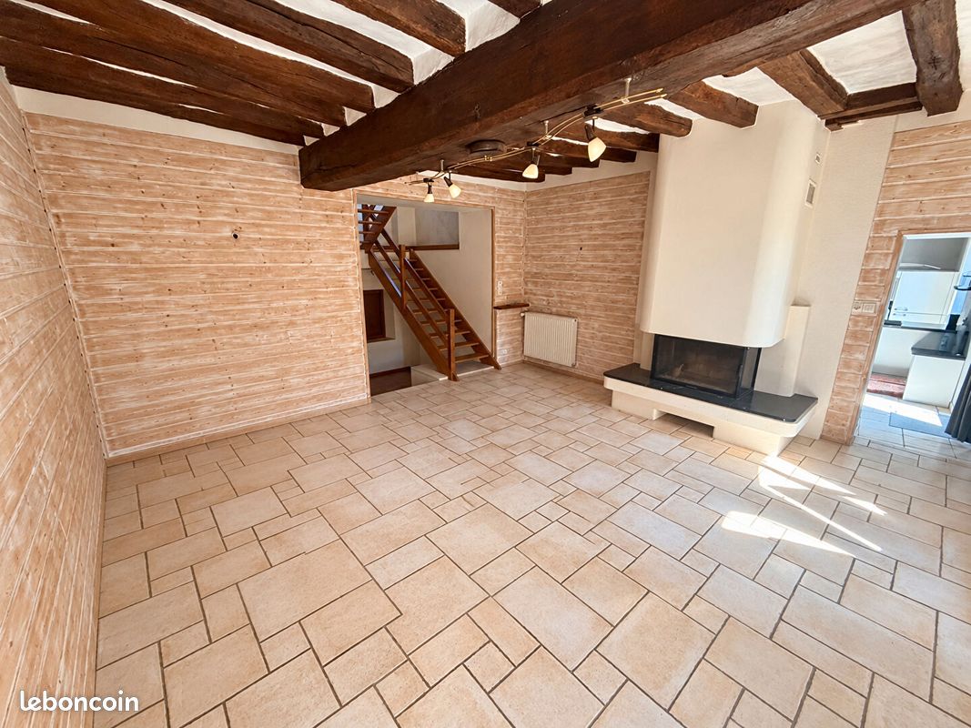 Maison 6 pièces 176 m² · à Miré · 176 m² · 244 990 €