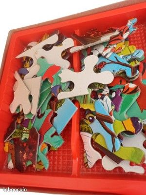 Lot De Petits Puzzles En Bois Vintage - Contes : Les 3 Petits Cochons, La Petite Poule Rousse