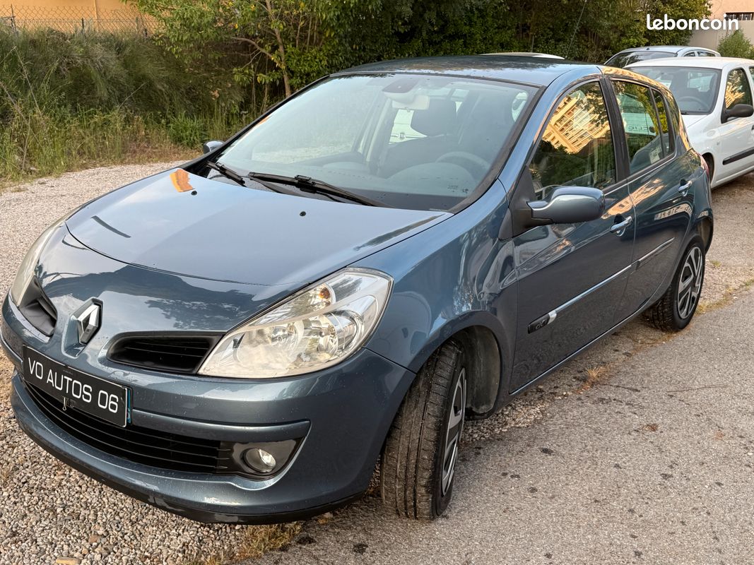 Renault clio 1,5 Dci Dynamique Luxe (image 2)