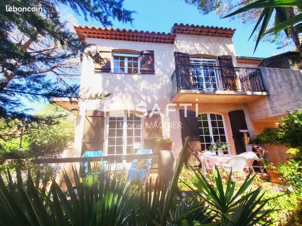Villa 12 pièces 269 m²
