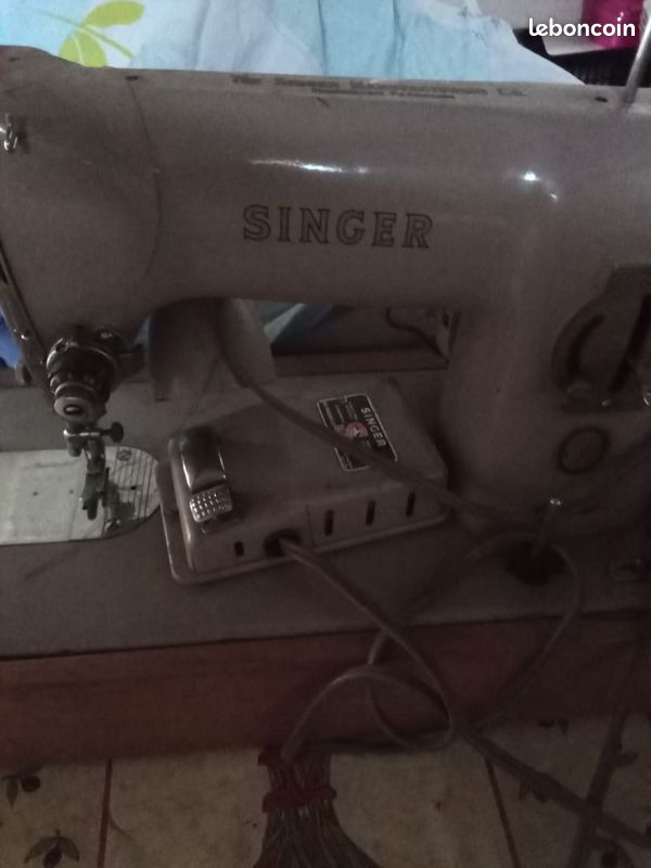 Machine a coudre (image 1)