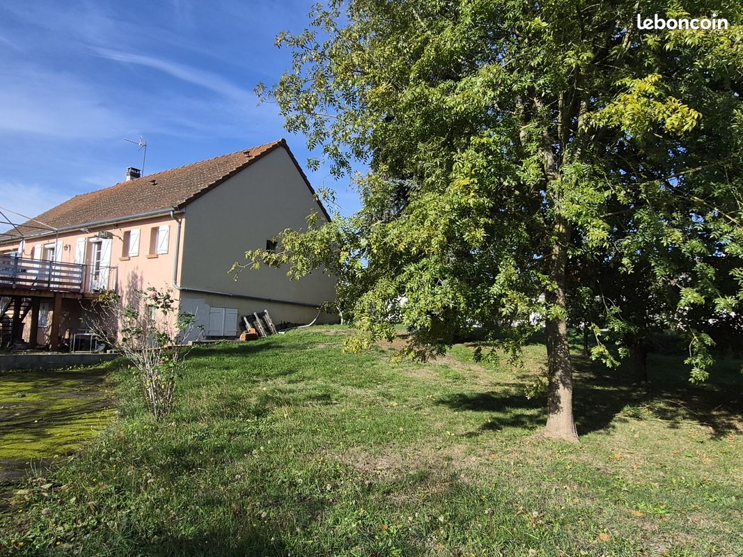 Maison 4 pièces 117 m² · à Saint-Mars-la-Brière · 117 m² · 187 560 €