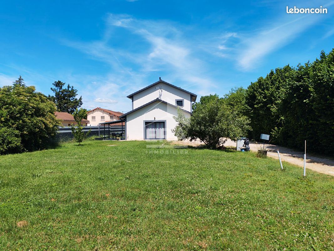 Maison 5 pièces 116 m² · à Ambutrix · 116 m² · 376 000 €