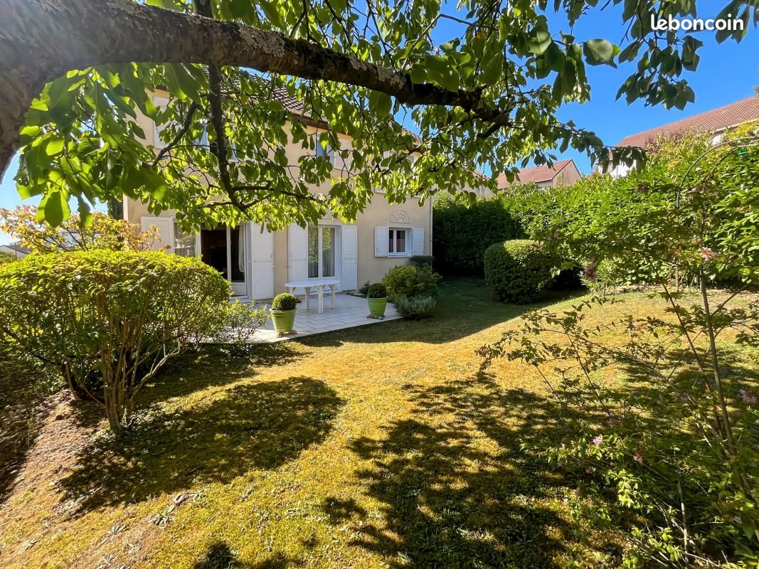 Maison 5 pièces 115 m² · à Cergy · 115 m² · 369 000 €