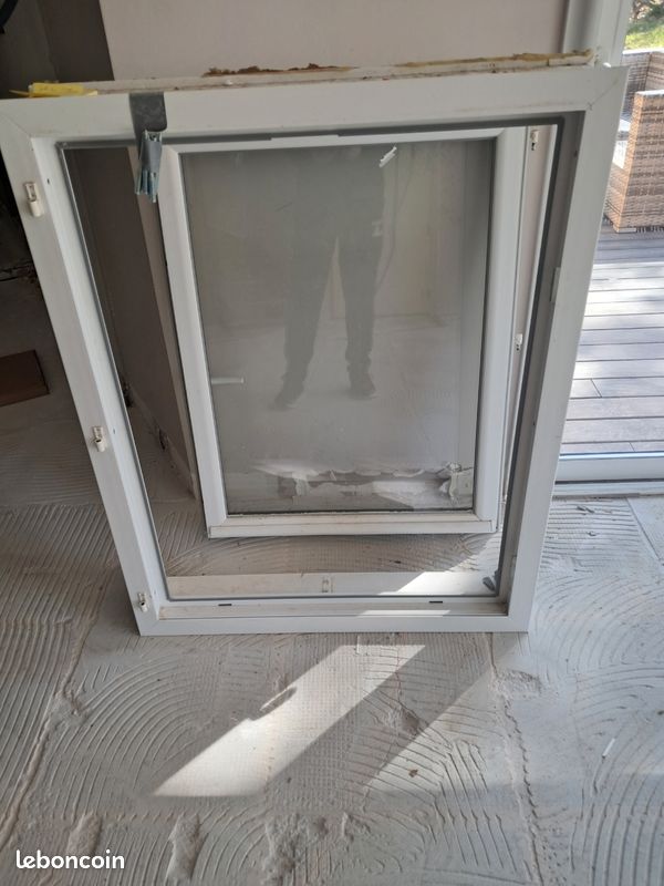 Fenêtre PVC (image 1)