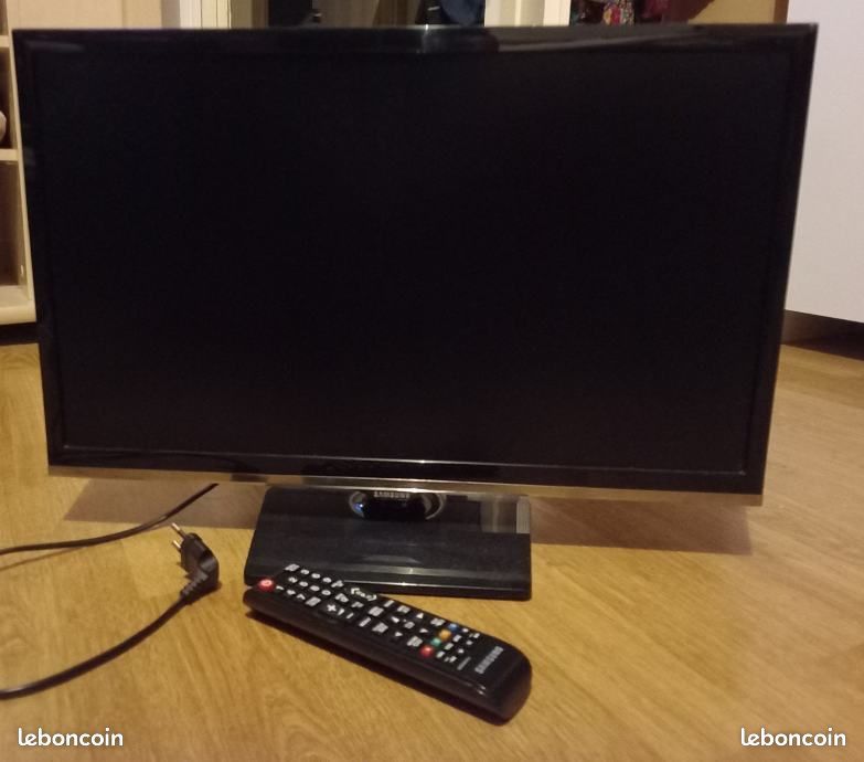 Télé Samsung 22 pouces (55 cm) UE22H5000 (image 1)
