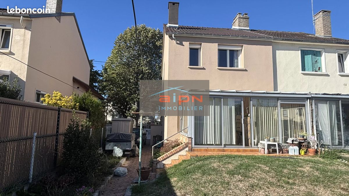 Maison 4 pièces 89 m² · à Saint-Étienne-du-Rouvray · 89 m² · 189 000 €