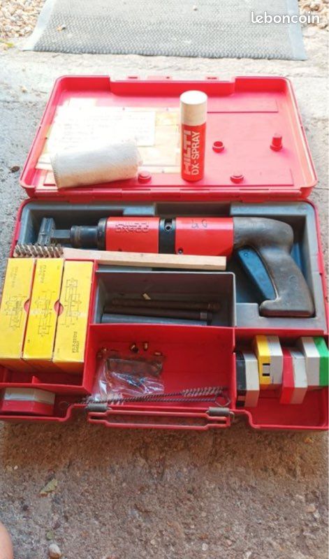 Hilti DX 400 (image 1)