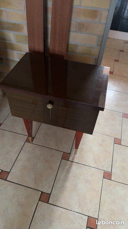 Don cadre de lit + table de nuit (image 2)