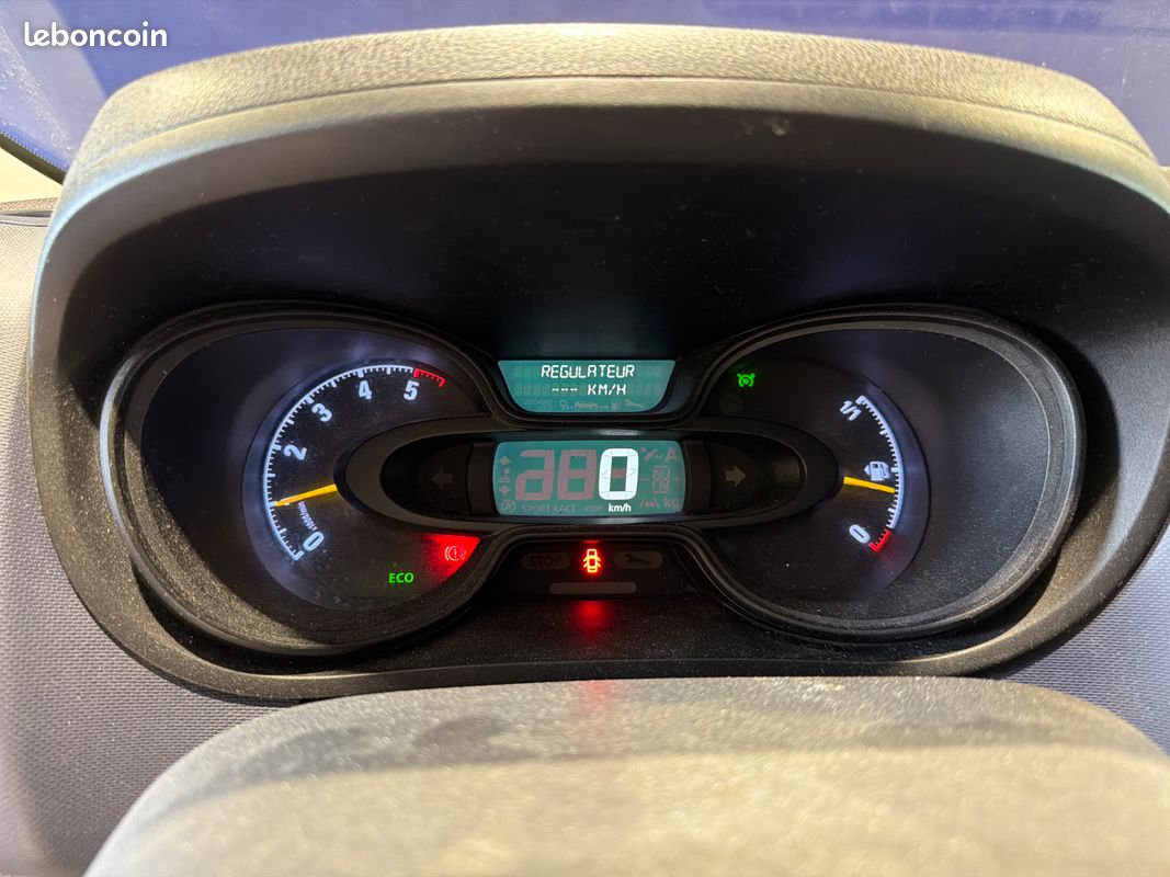 OPEL Vivaro Fg F2700 L1H1 1.6 CDTI 120 Pack Clim +- 2015 - Bluetooth - Aide au stationnement - Régulateur de vitesse (image 9)