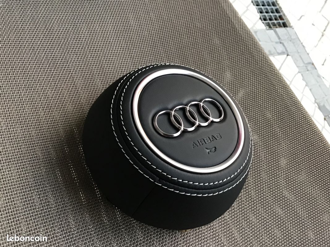 Cache centre de volant Audi a3 8v2, A5, s5, rs5 b9, f5, a4, rs4, b9… (image 2)