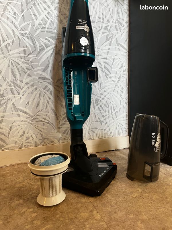 Aspirateur Rowenta air force serenity Électroménager