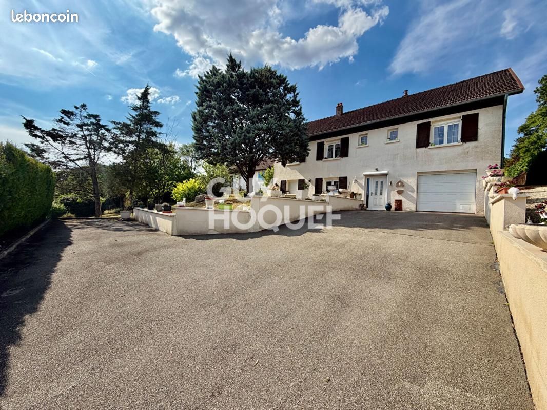 Maison 6 pièces 139 m² · à Til-Châtel · 139 m² · 292 000 €
