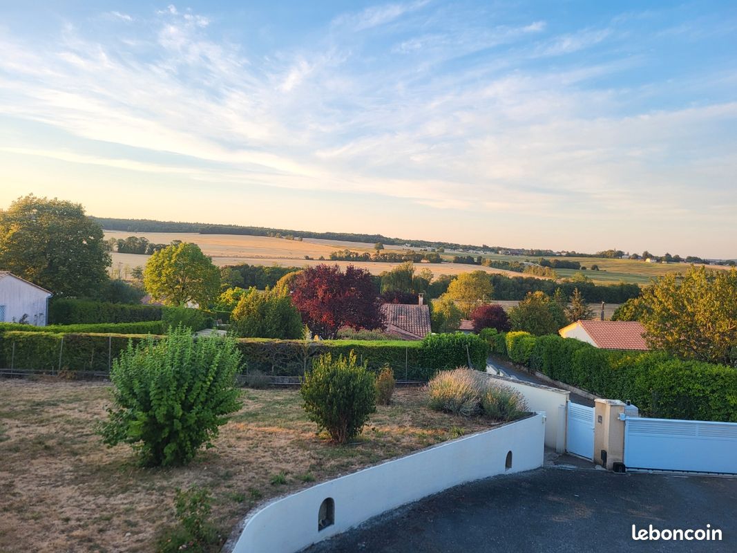 Maison 4 pièces 120 m² · à Mornac · 120 m² · 295 000 €