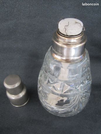 Lampe Berger Ancienne En Cristal Taillé – Attribuée à Baccarat – Style Art Déco