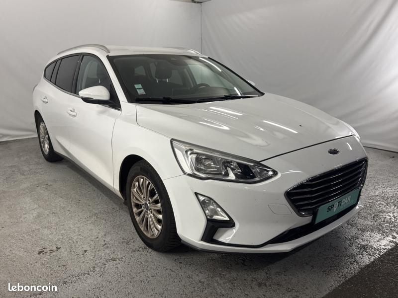 Ford Focus SW 1.0 EcoBoost 125ch Titanium (image 3)
