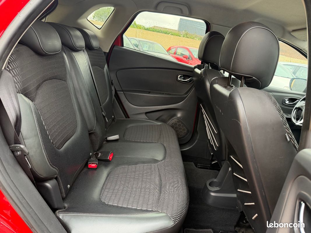 RENAULT CAPTUR dCi 110 Energy Intens CAMÉRA DE RECUL (image 12)