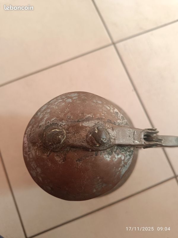 Grande aiguière ancienne en cuivre & argenture – 47 cm – pièce orientale XIXe – très décorative (image 7)