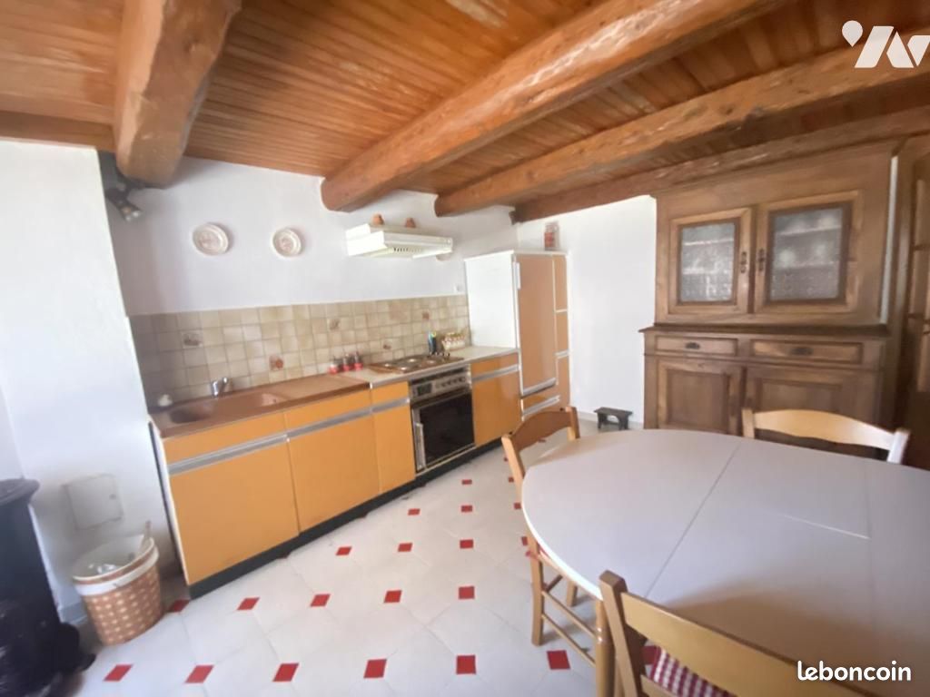 Maison 4 pièces 140 m² · à Doizieux · 140 m² · 178 000 €