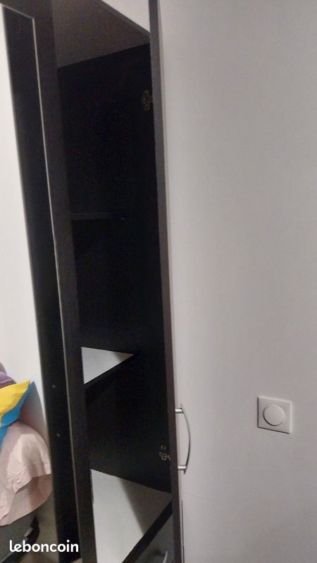 Urgent don grande armoire noire avec miroir (image 4)