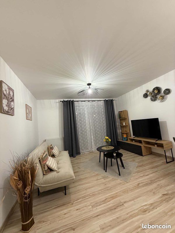 Appartement 1 pièce 40 m² · aux Hauts-d'Anjou · 40 m² · 550 €/mois