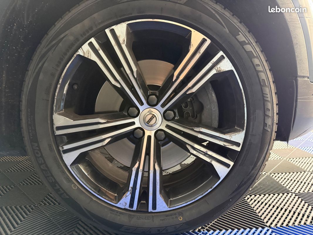 Volvo XC40 T5 Twin engine 261Ch Inscription - TVA RECUPERABLE / 1ERE MAIN / TOIT OUVRANT PANORAMIQUE / COFFRE ELECTRIQUE / CAMERA DE RECUL (image 30)