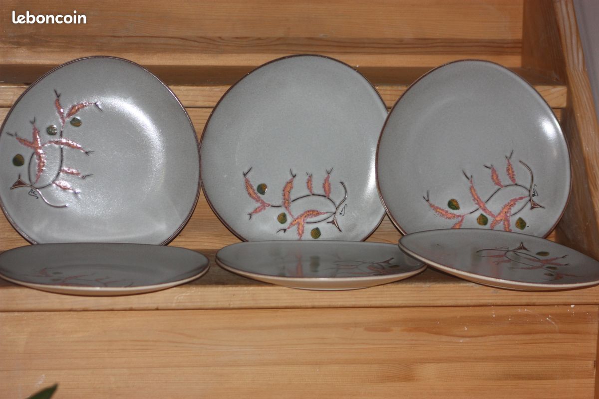 Collection De 6 Assiettes à Dessert, De La Faïencerie MBFA De Pornic Modele Eva 38512